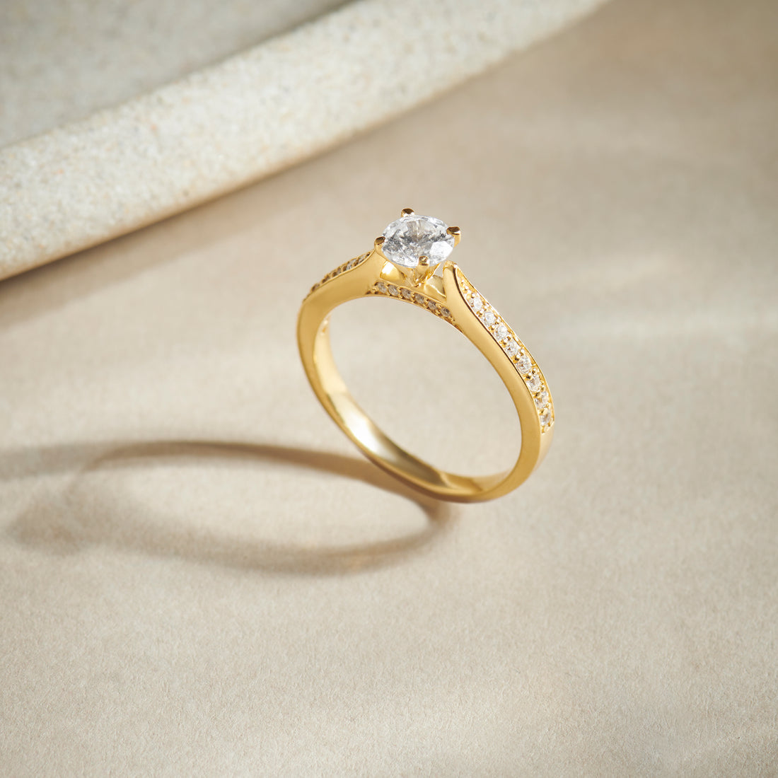 Round Diamond Pave Band Ring 5.00mm