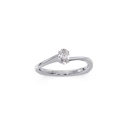 Elegant Twist Solitaire Engagement Band