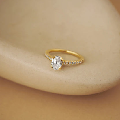 Four Prong Oval cut Engagement Ring 7.80mm