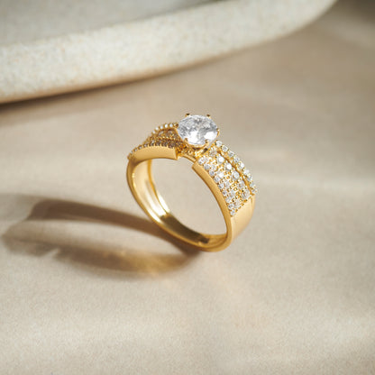 Elegant Round Center Stone Ring with Diamond Shoulders