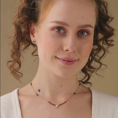 Minimalist Oval Diamond Mangalsutra
