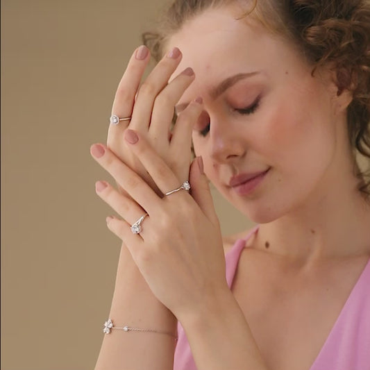 Delicate Floral Round Diamond Bracelet